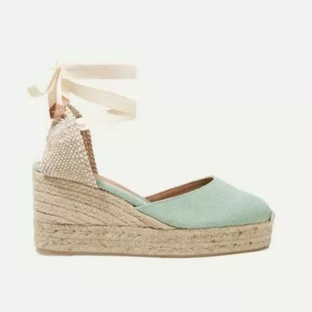 Castenar carina size 38 (7.5) NWT